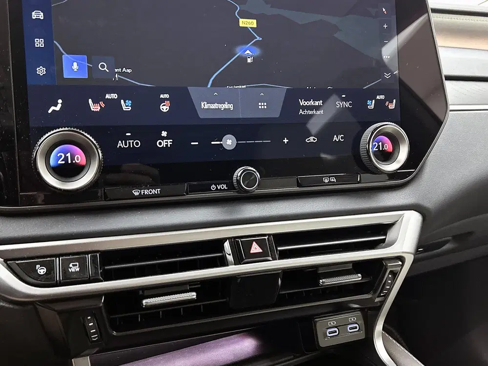 Lexus RX 450h+ Plug-in Hybrid President Line uit 2026, foto 11