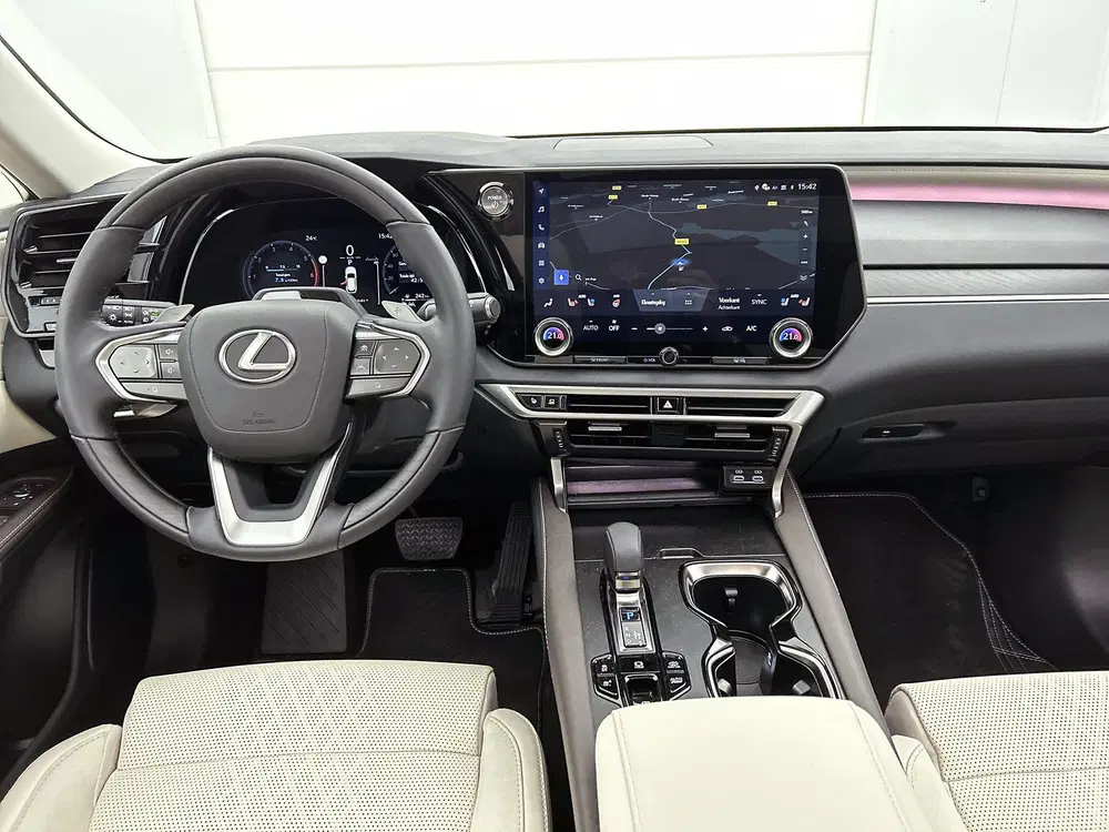 Lexus RX 450h+ Plug-in Hybrid President Line uit 2026, foto 5