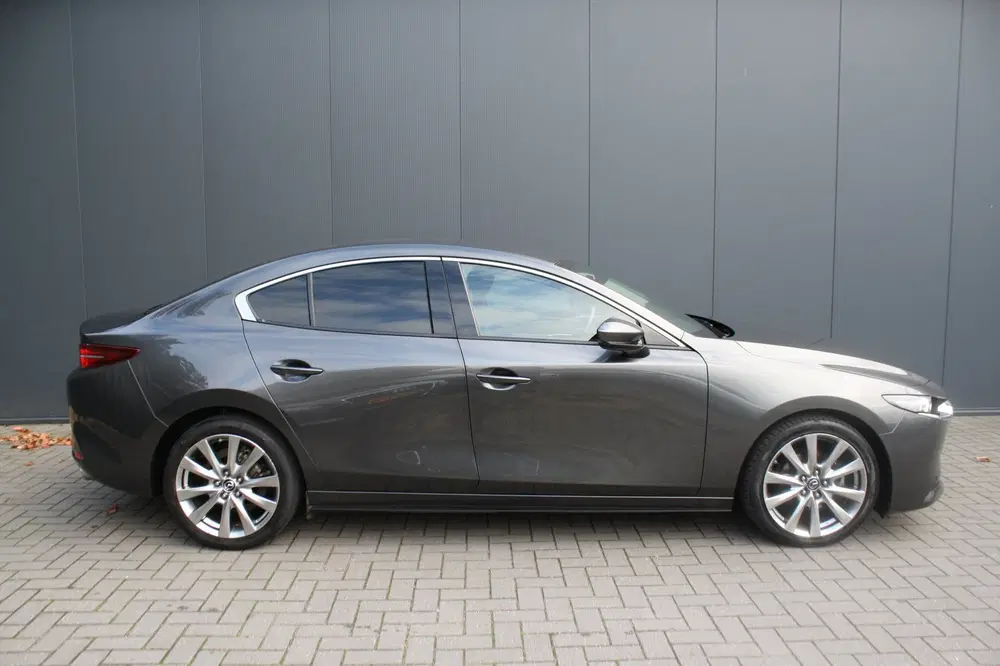 Mazda 3 2.0 e-SkyActiv-X M Hybrid 180 Luxury uit 2019, foto 2