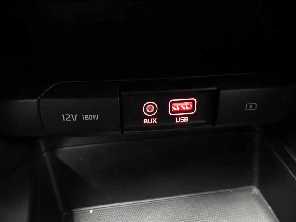 Kia Ceed 1.0 T-GDi DynamicLine NAVI uit 2019, foto 12