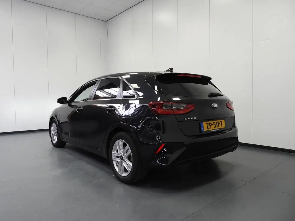 Kia Ceed 1.0 T-GDi DynamicLine NAVI uit 2019, foto 3