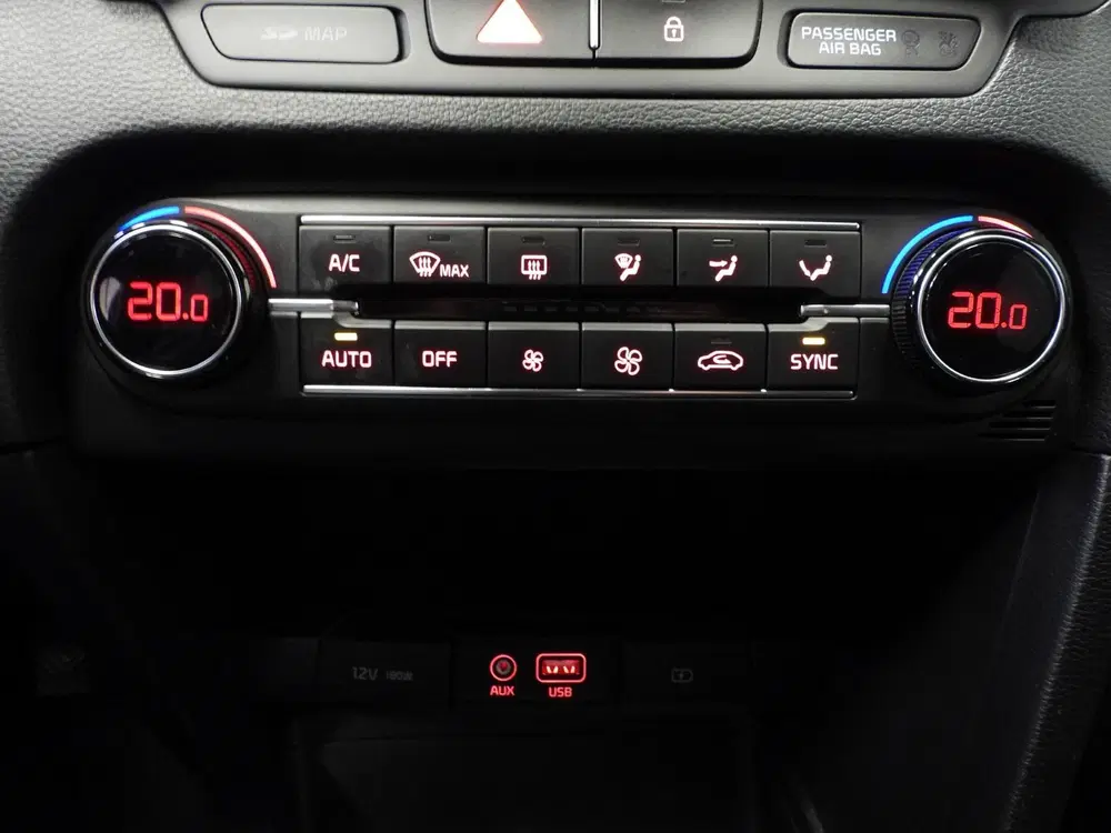 Kia Ceed 1.0 T-GDi DynamicLine NAVI uit 2019, foto 6