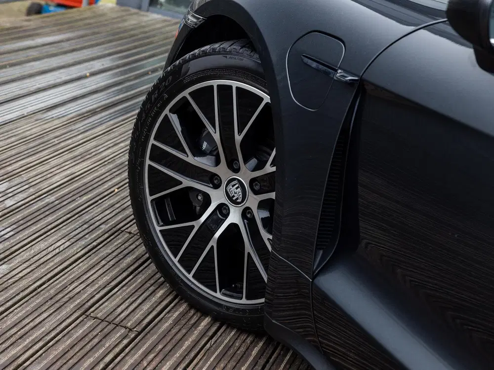 Porsche Taycan Sport Turismo 79 kWh uit 2022, foto 11