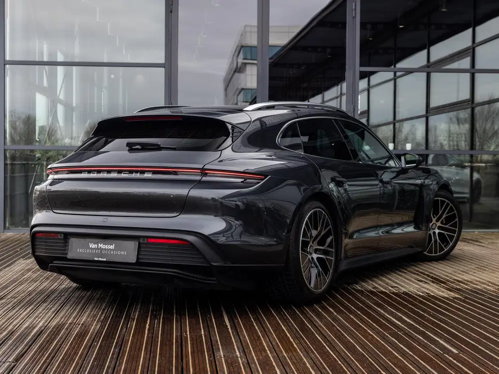 Porsche Taycan Sport Turismo 79 kWh uit 2022, foto 4