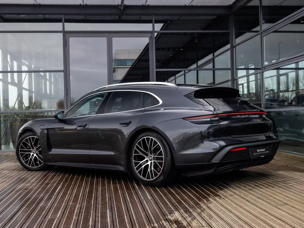 Porsche Taycan Sport Turismo 79 kWh uit 2022, foto 8