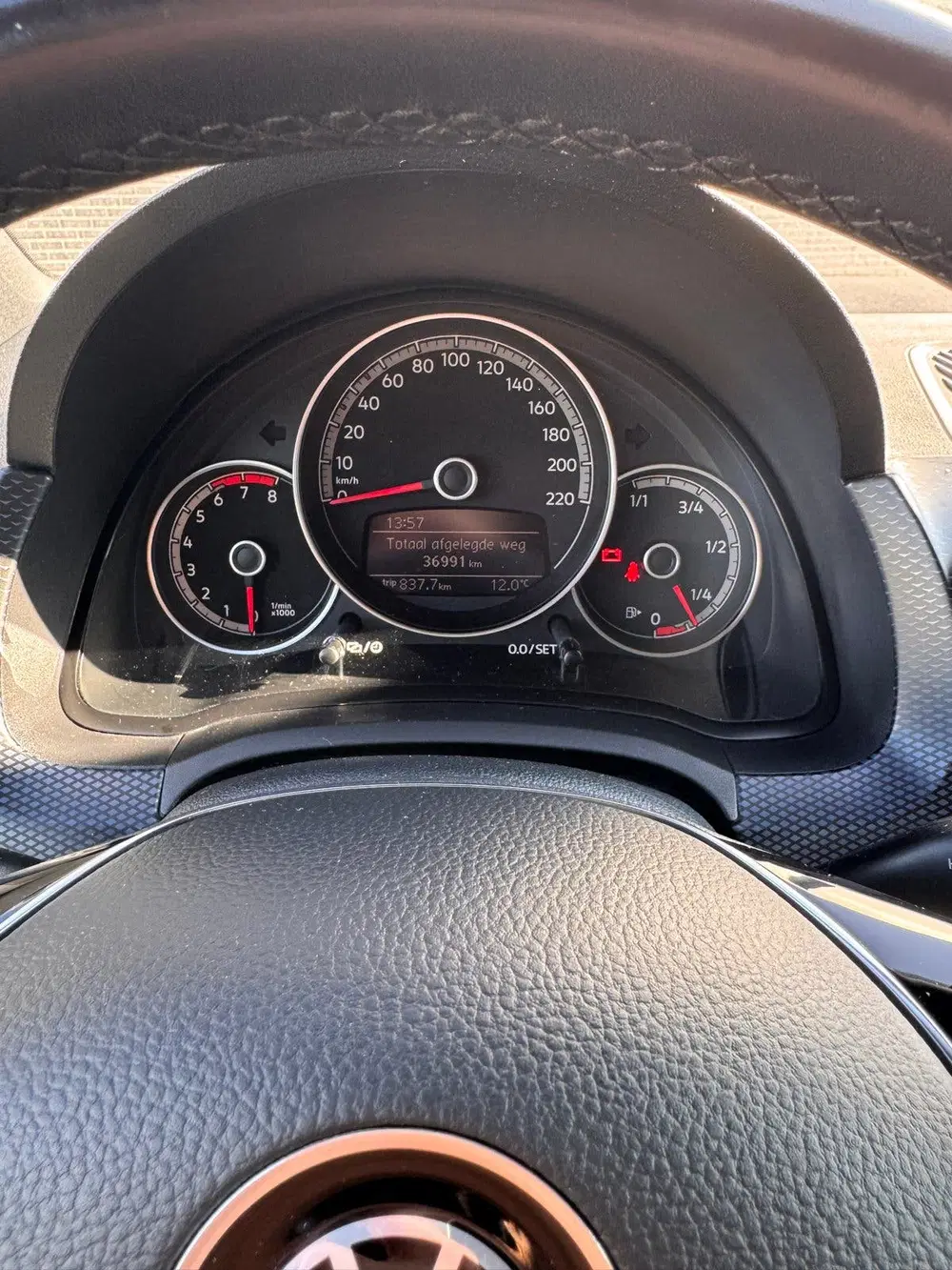 Volkswagen up! 1.0 60PK 5D BMT 2020 Zwart uit 2020, foto 7