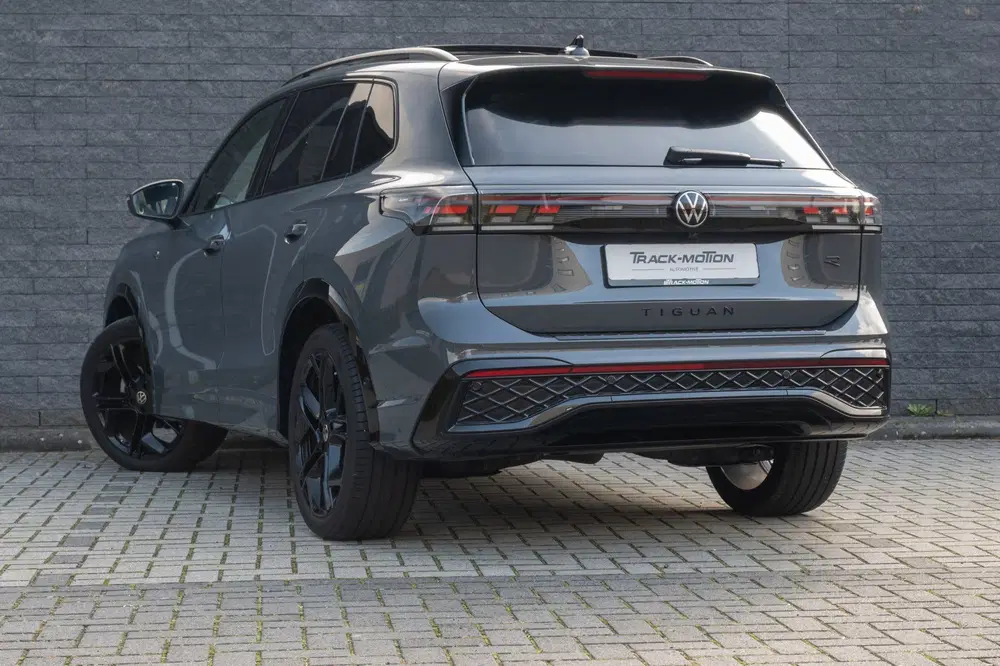 Volkswagen Tiguan 1.5 eHybrid R-Line Edition Panoramdak uit 2024, foto 15
