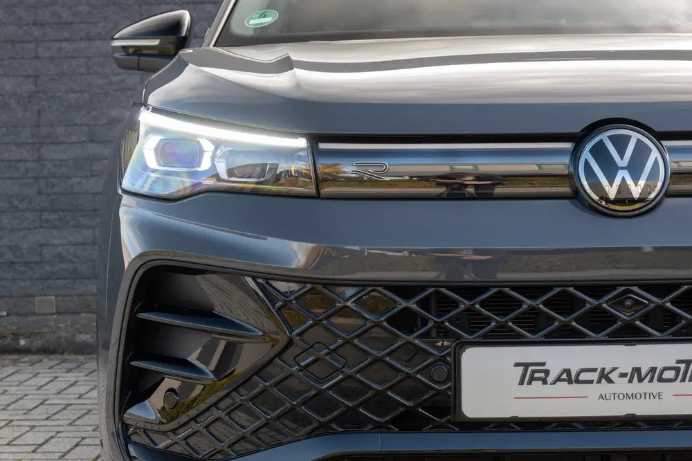 Volkswagen Tiguan 1.5 eHybrid R-Line Edition Panoramdak uit 2024, foto 5