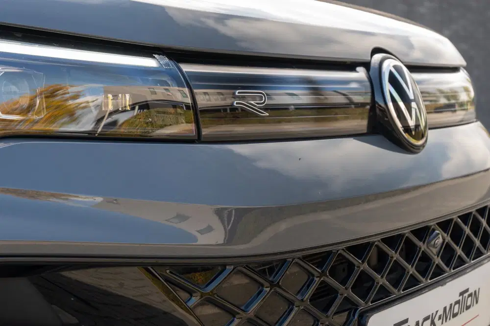 Volkswagen Tiguan 1.5 eHybrid R-Line Edition Panoramdak uit 2024, foto 6