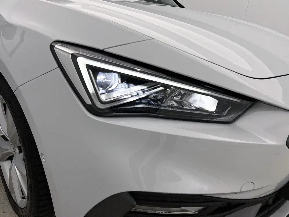 SEAT Leon 1.0 TSI FR Business Intense uit 2024, foto 13