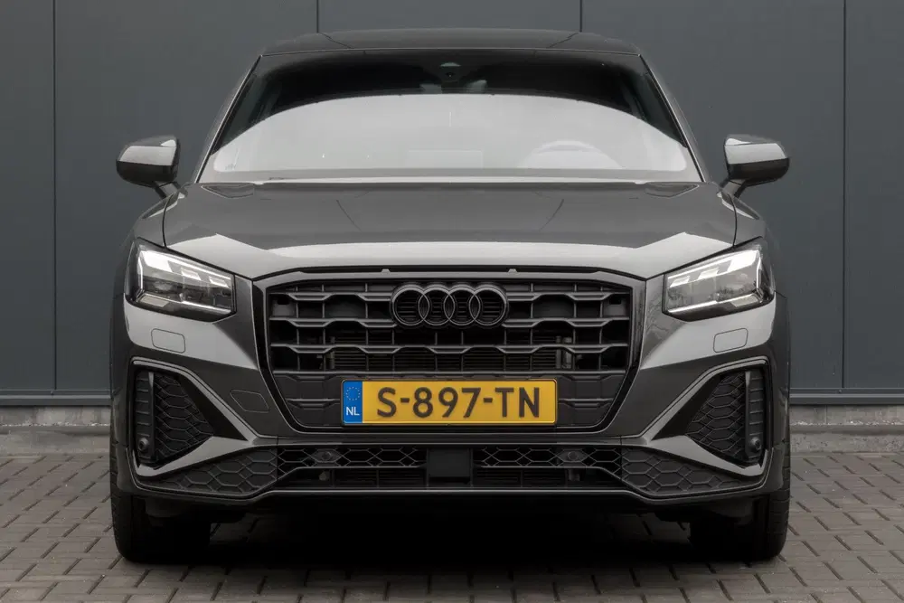 Audi Q2 35 TFSI S Edition uit 2023, foto 6