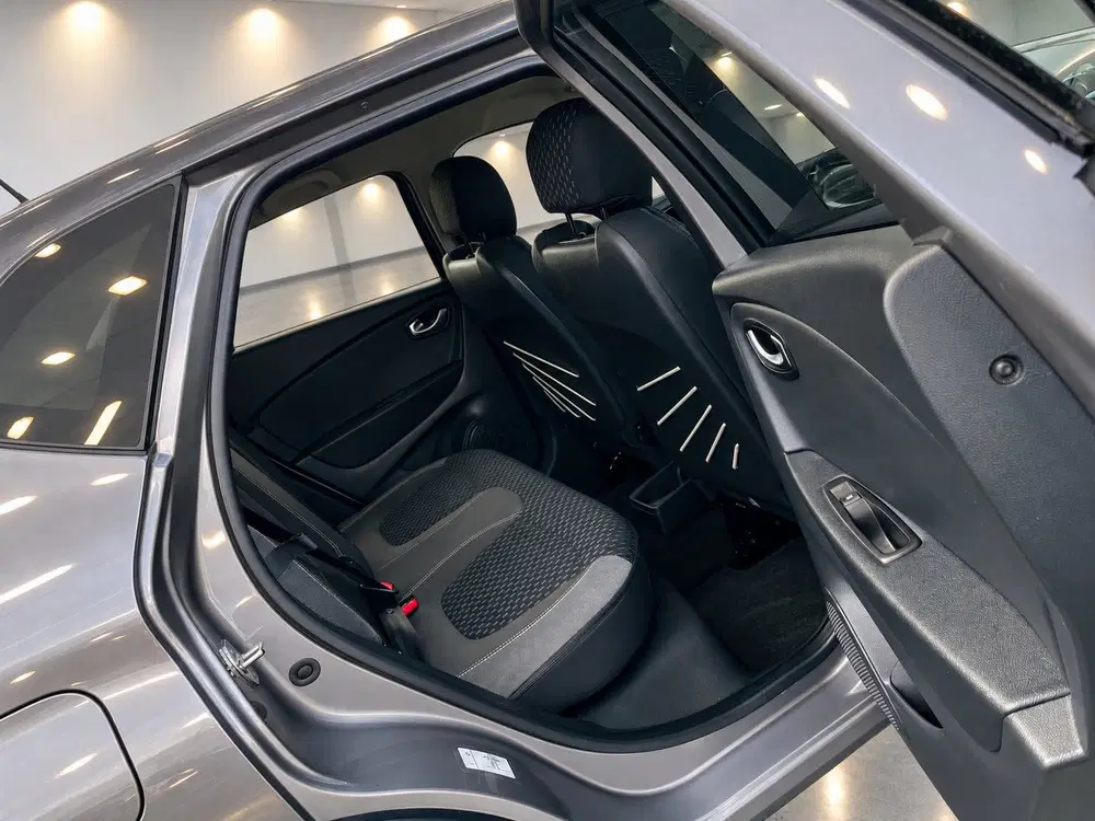 Renault Captur 1.3 TCe Intens Aut uit 2019, foto 13