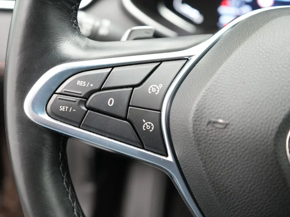 Renault Clio TCe 130 EDC Initiale Paris uit 2019, foto 6