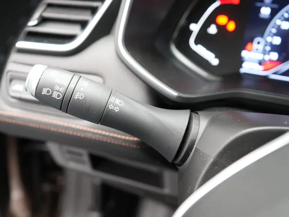 Renault Clio TCe 130 EDC Initiale Paris uit 2019, foto 7