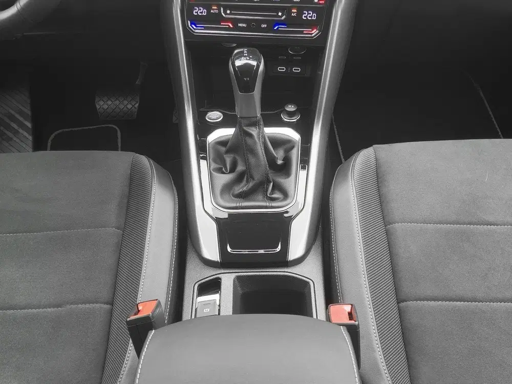 Volkswagen T-Roc Style 1.5 TSI 150PK DSG uit 2023, foto 10