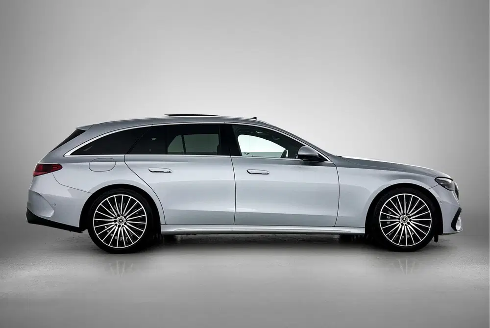 Mercedes-Benz E-Klasse 300 e AMG Sportpakket uit 2025, foto 15