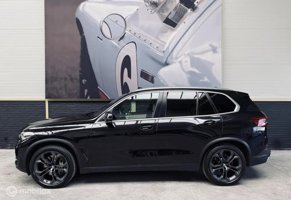 BMW X5 xDrive45e uit 2020, foto 2