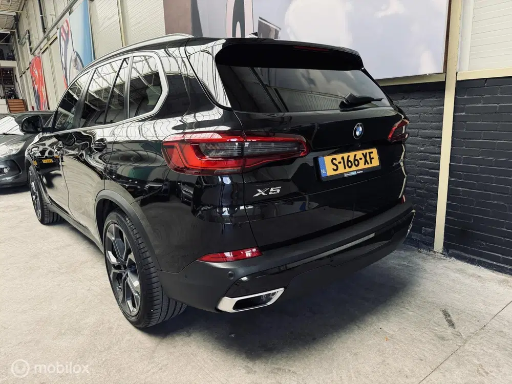 BMW X5 xDrive45e uit 2020, foto 8