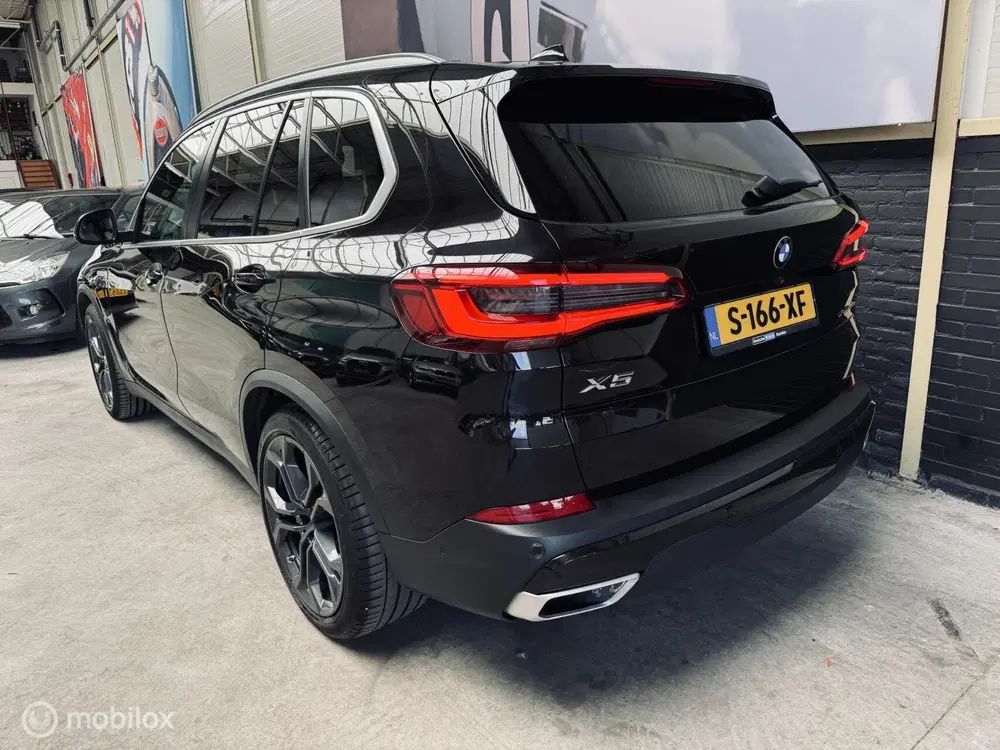 BMW X5 xDrive45e uit 2020, foto 9