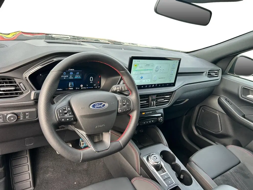 Ford Kuga 2.5 PHEV ST-Line X uit 2025, foto 14