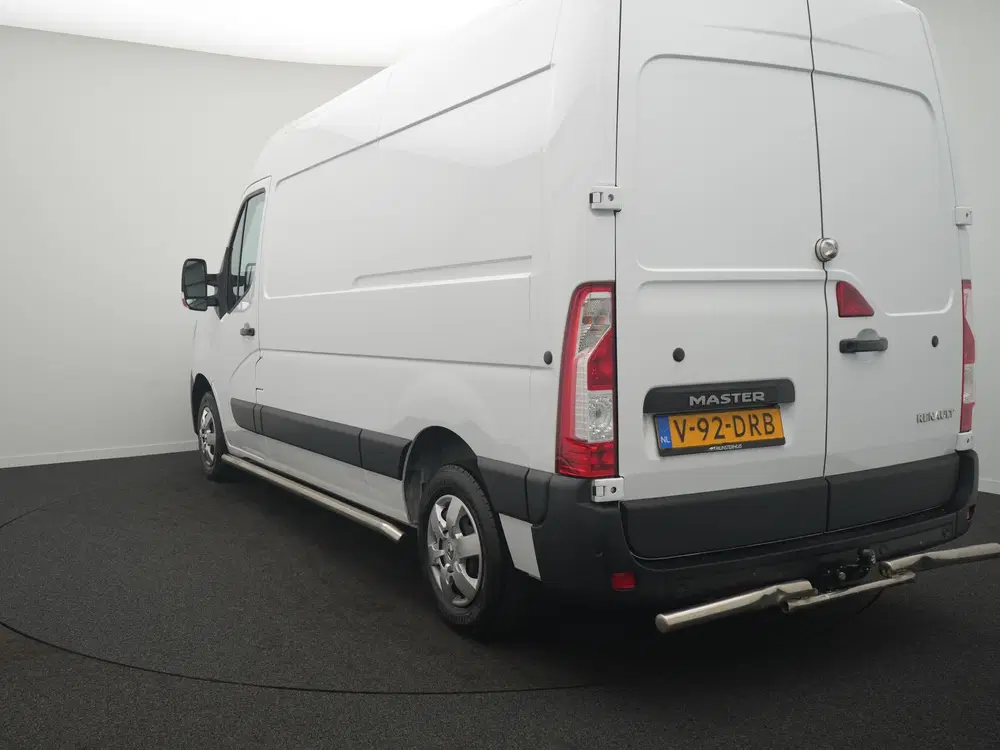 Renault Master T35 2.3 dCi 135 L2H2 Work Edition uit 2024, foto 3