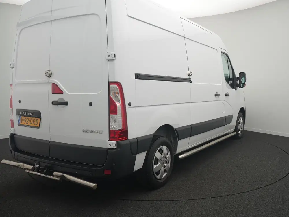 Renault Master T35 2.3 dCi 135 L2H2 Work Edition uit 2024, foto 4