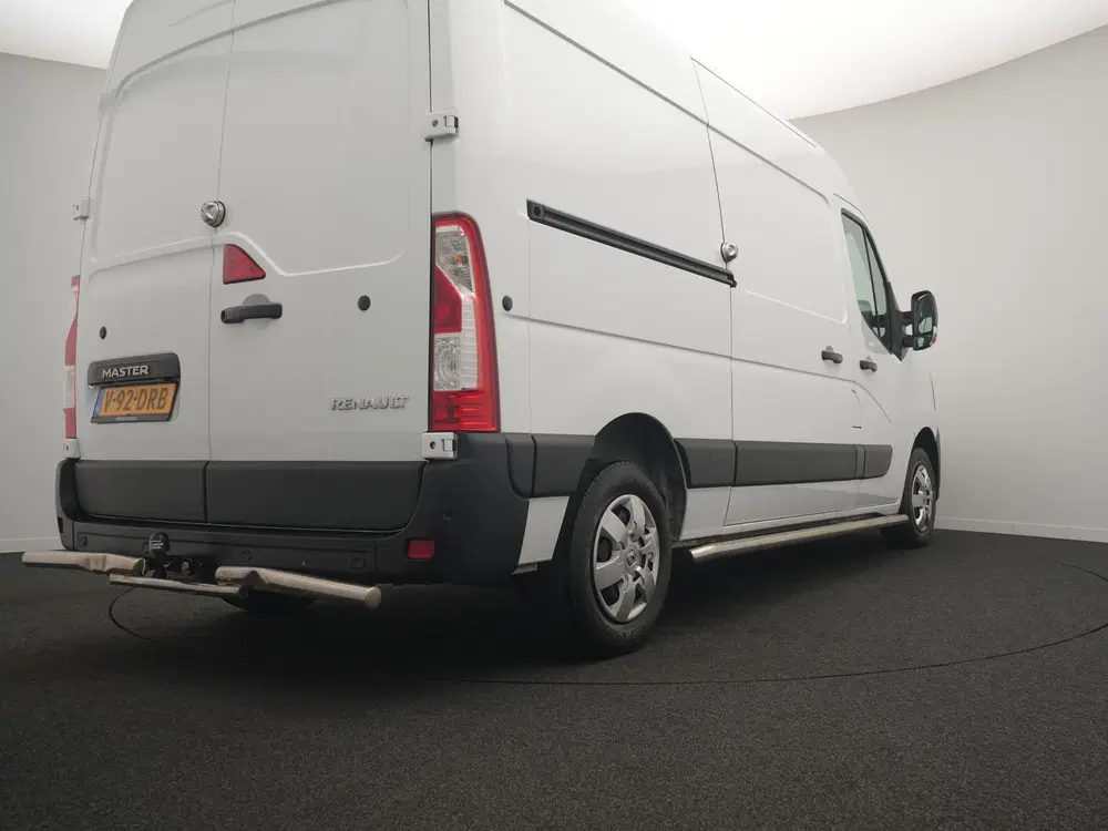 Renault Master T35 2.3 dCi 135 L2H2 Work Edition uit 2024, foto 6