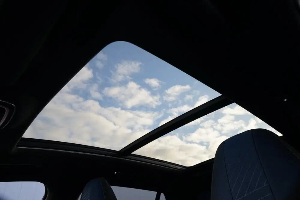 Lynk & Co 01 1.5 Plug-in Hybrid 262 Pk uit 2025, foto 8