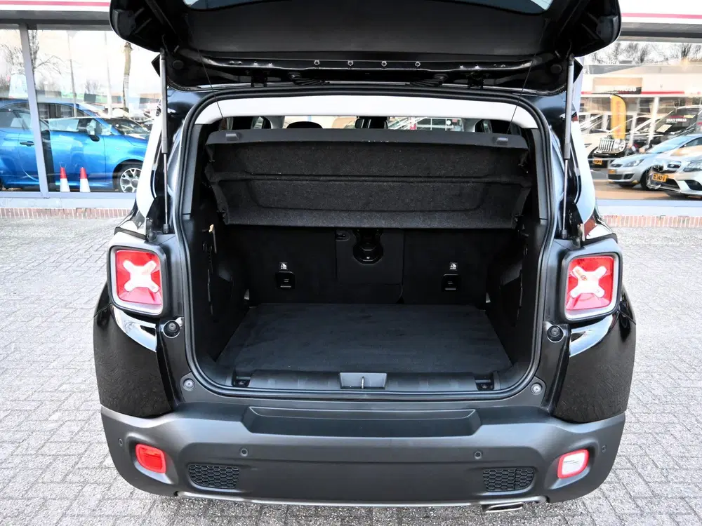 Jeep Renegade 1.0T Limited uit 2021, foto 12