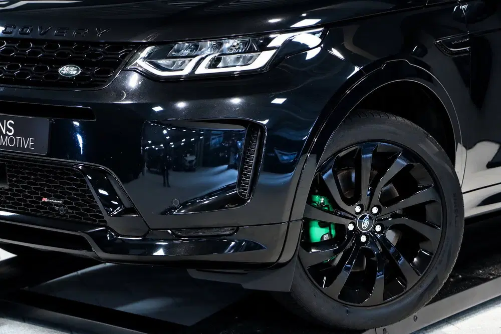 Land Rover Discovery Sport P300e 1.5 R-Dynamic S Black Editi uit 2022, foto 2