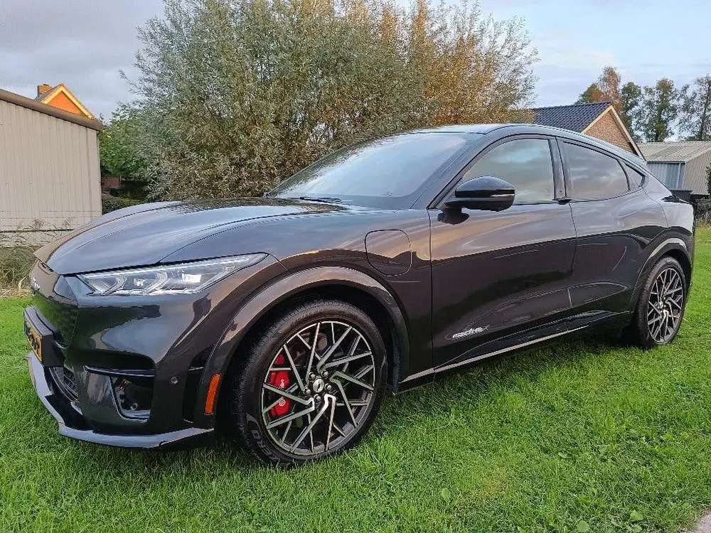 Ford Mustang Mach-E Mustang E mach GT 98kWh 487pk 4WD 2022 Gri uit 2022