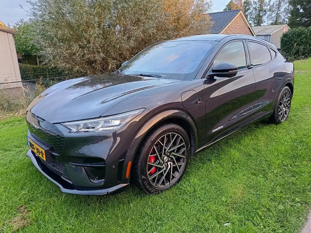 Ford Mustang Mach-E Mustang E mach GT 98kWh 487pk 4WD 2022 Gri uit 2022, foto 2