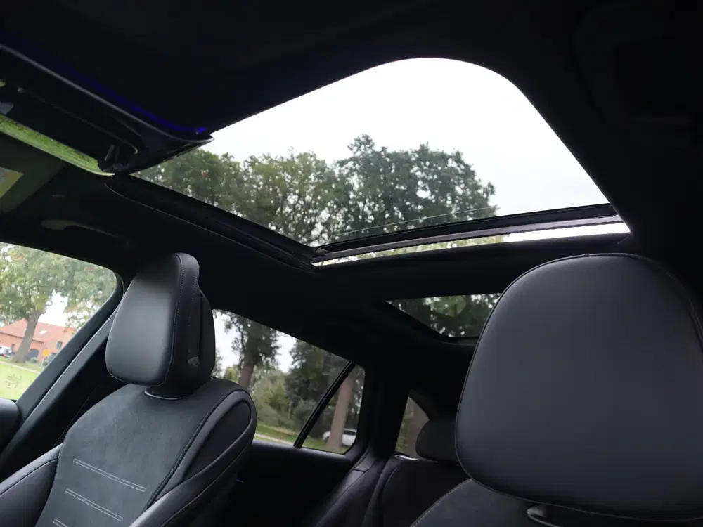 Mercedes-Benz C-Klasse 300 e AMG Line uit 2023, foto 13