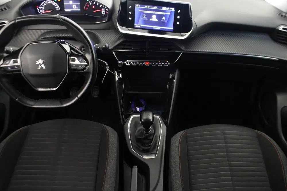 Peugeot 2008 1.2 PureTech Blue Lease Active uit 2020, foto 11