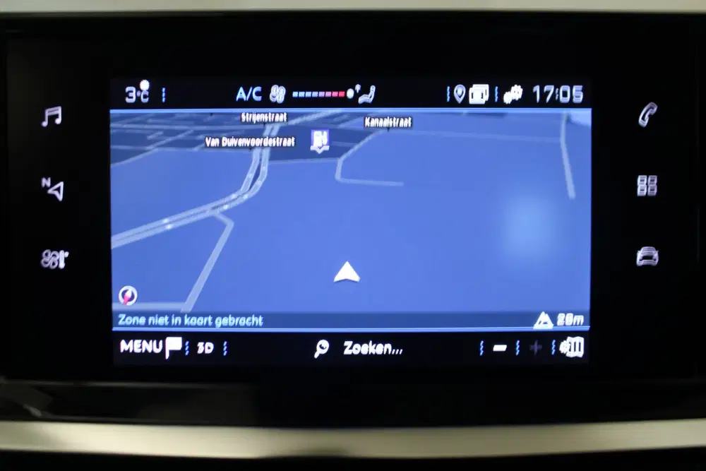 Peugeot 2008 1.2 PureTech Blue Lease Active uit 2020, foto 2