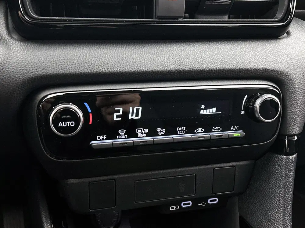 Toyota Yaris 1.5 Hybrid 115 Dynamic uit 2025, foto 12
