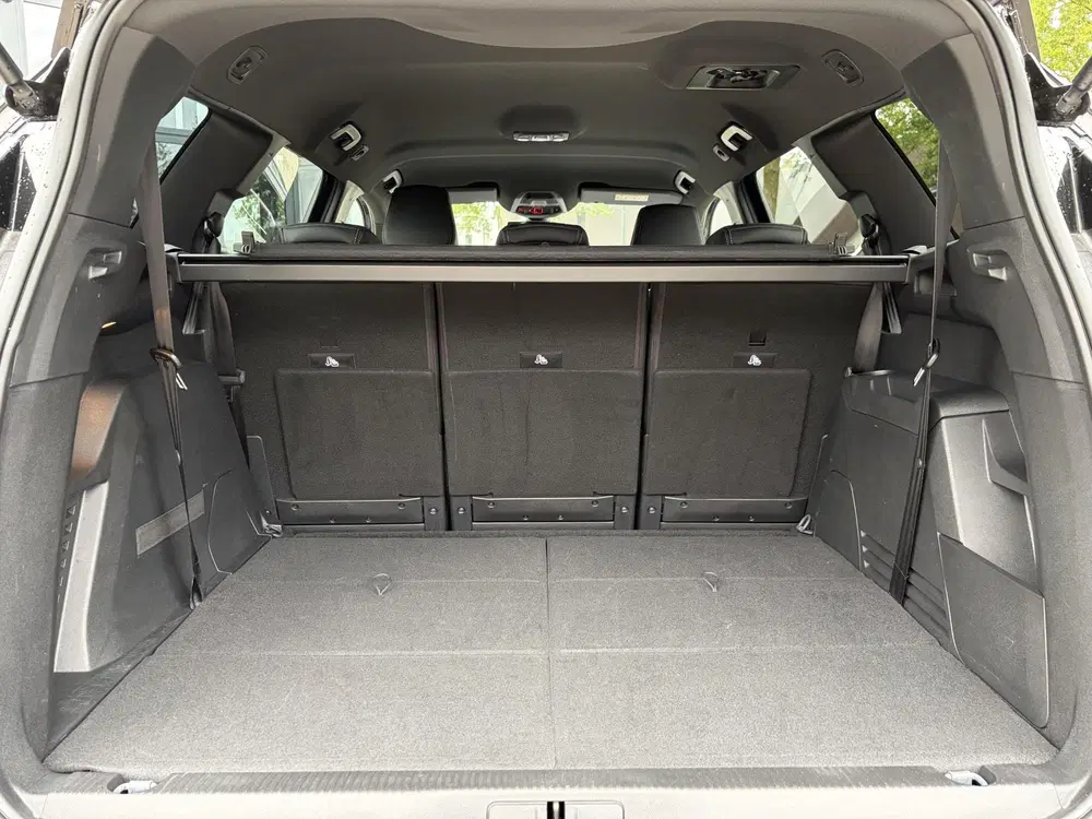 Peugeot 5008 1.2 GT HYBRID 136 7 PERSOONS uit 2024, foto 10