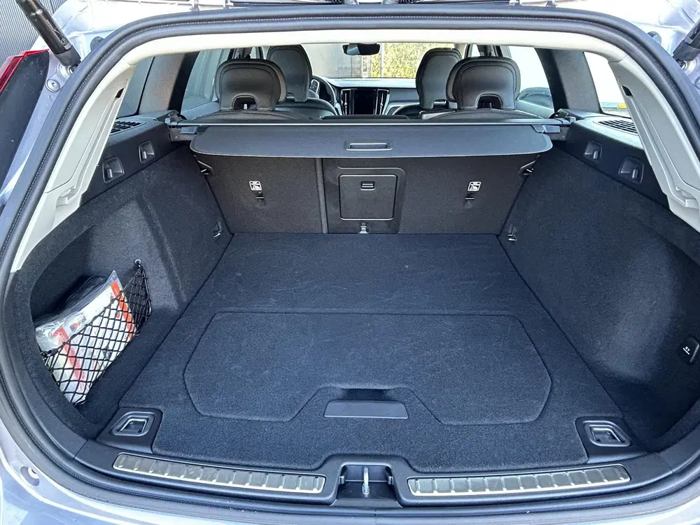 Volvo V60 2.0 T6 Plug-in hybrid AWD Core Business Ed uit 2026, foto 15