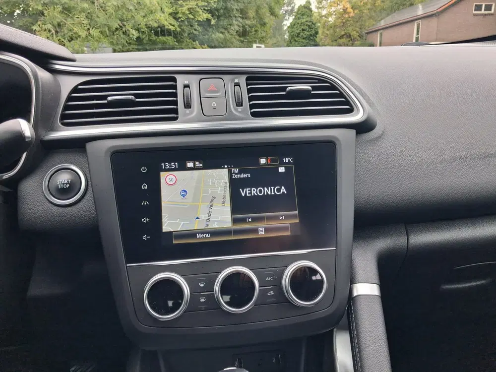 Renault Kadjar 1.3 TCe Intens navi pdc camera trekhaak 28 uit 2019, foto 15