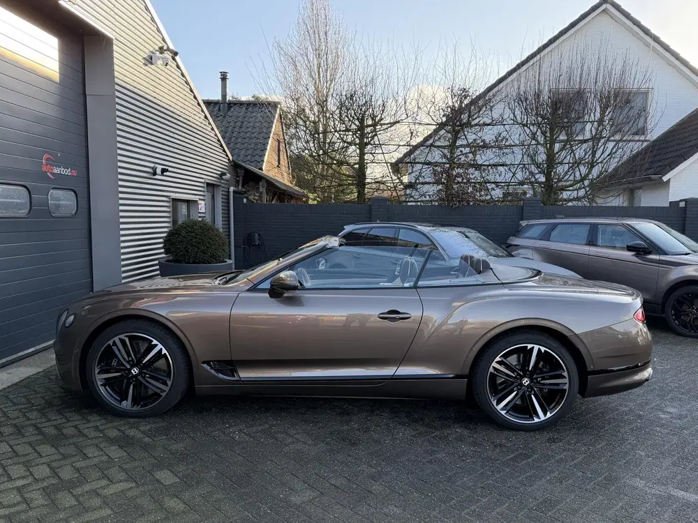 Bentley Continental GTC 6.0 W12 New Bentley Service uit 2019, foto 7