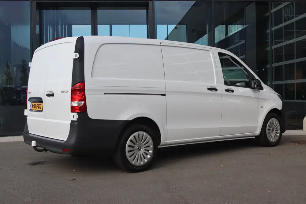 Mercedes-Benz Vito 116 CDI L2 Aut Pro uit 2024, foto 2