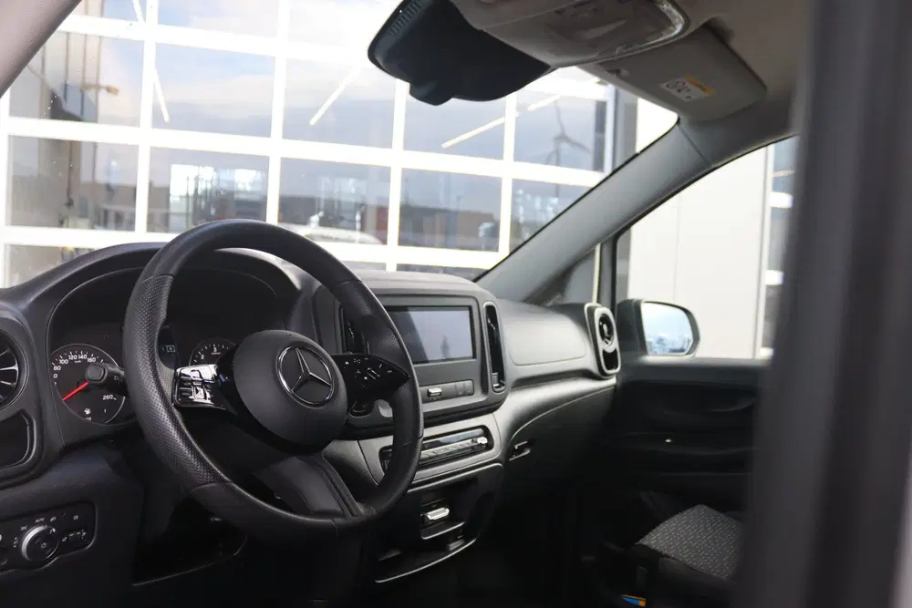 Mercedes-Benz Vito 116 CDI L2 Aut Pro uit 2024, foto 4