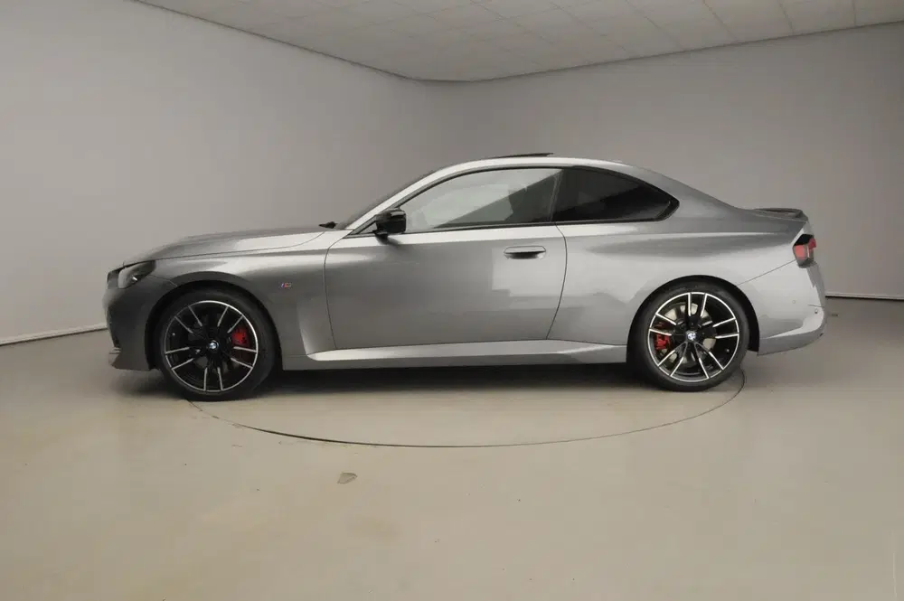 BMW 2-serie 2-serie Coupé M240i xDrive uit 2026, foto 2