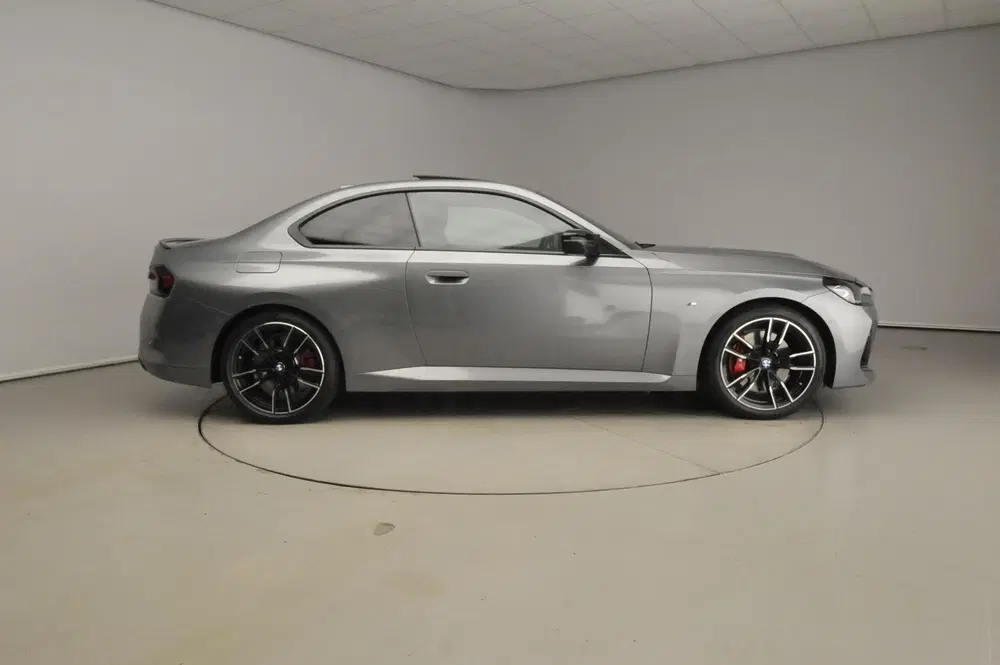 BMW 2-serie 2-serie Coupé M240i xDrive uit 2026, foto 4