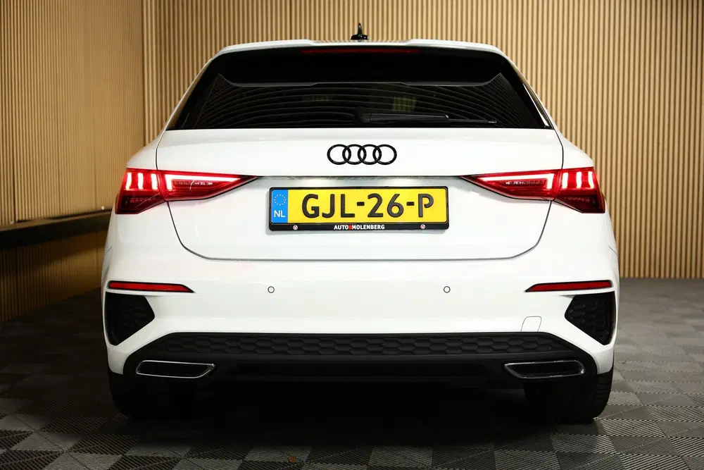 Audi A3 40 TFSI e S-Line PANO VIRTUAL CARPLAY LEDE uit 2021, foto 7
