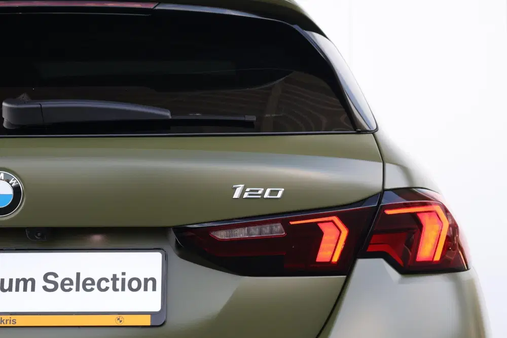 BMW 1-serie 120 M Sport Design Edition uit 2026, foto 9