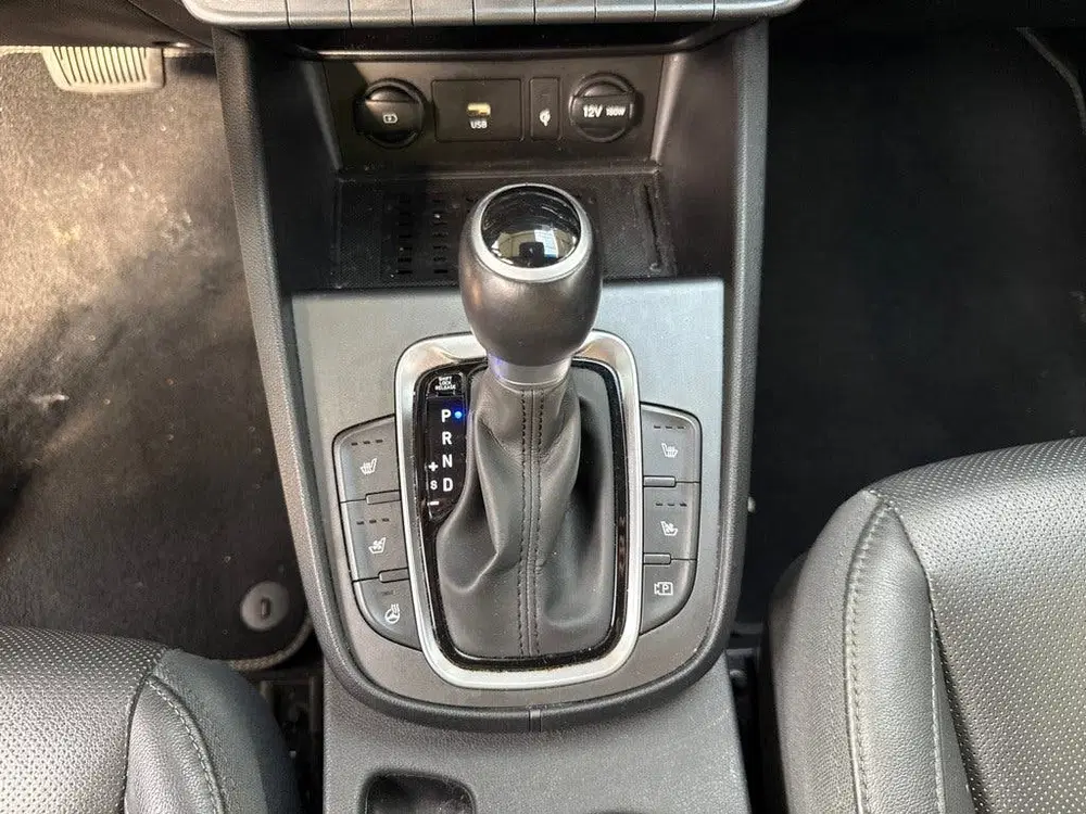 Hyundai KONA 1.6 GDI HEV Premium Automaat Stoelkoel+ver uit 2022, foto 8