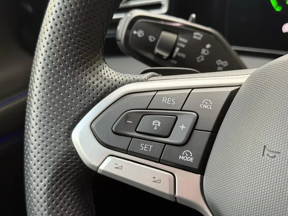 Volkswagen Tiguan R-Line 1.5 Hybride uit 2025, foto 9