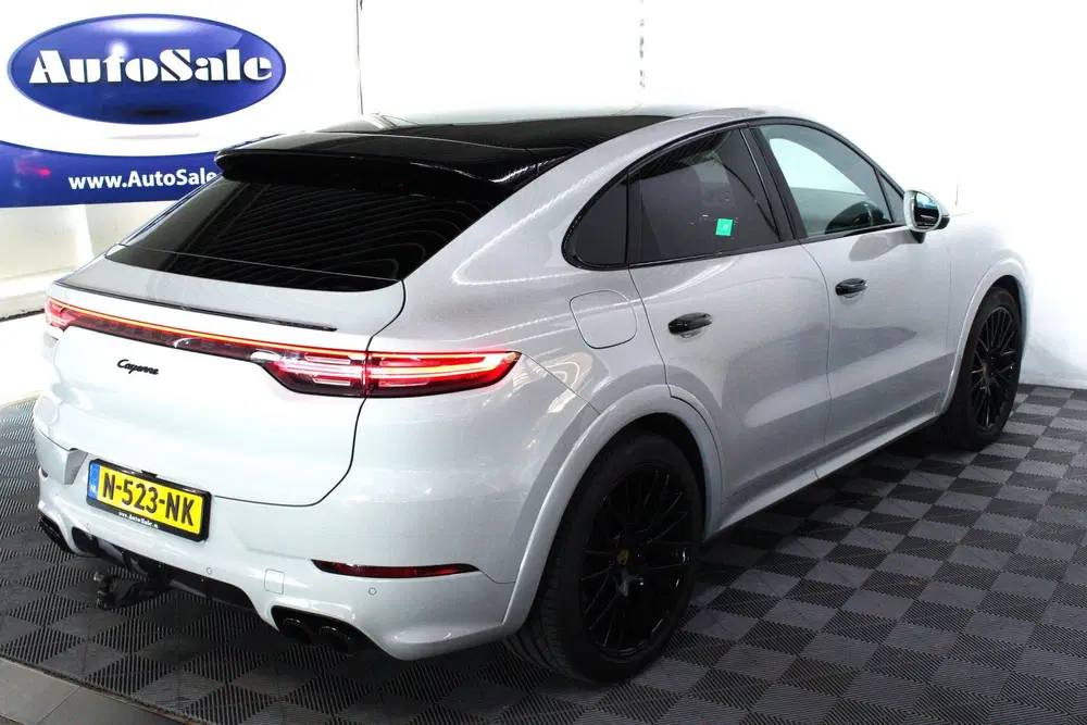 Porsche Cayenne Cayenne Coupé 3.0 E-Hybrid KRIJT SPORTDESI uit 2021, foto 13