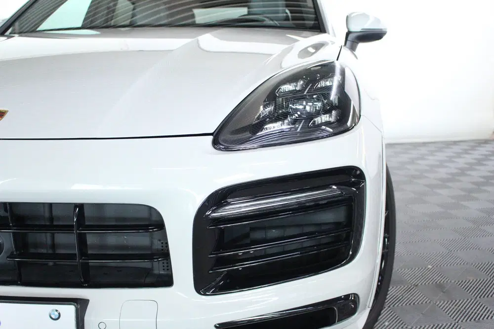 Porsche Cayenne Cayenne Coupé 3.0 E-Hybrid KRIJT SPORTDESI uit 2021, foto 4